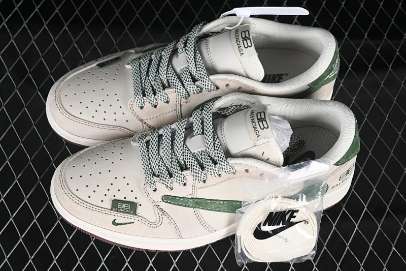 All categories Air Jordan Jordan series basketball shoes Air Jordan 1 Low High-end customized low-top sneakers Travis Scott x Fragment Design x Jordan Air Jordan 1 Low OG SP AJ1 Joe 1 Balenciaga joint suede green hook low-top cultural casual sneakers XS3086-015